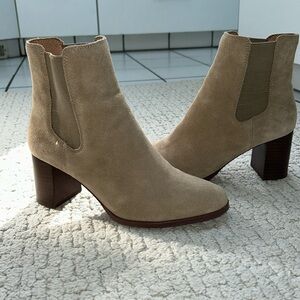 Women’s Madewell suede bootie sz 8.5US